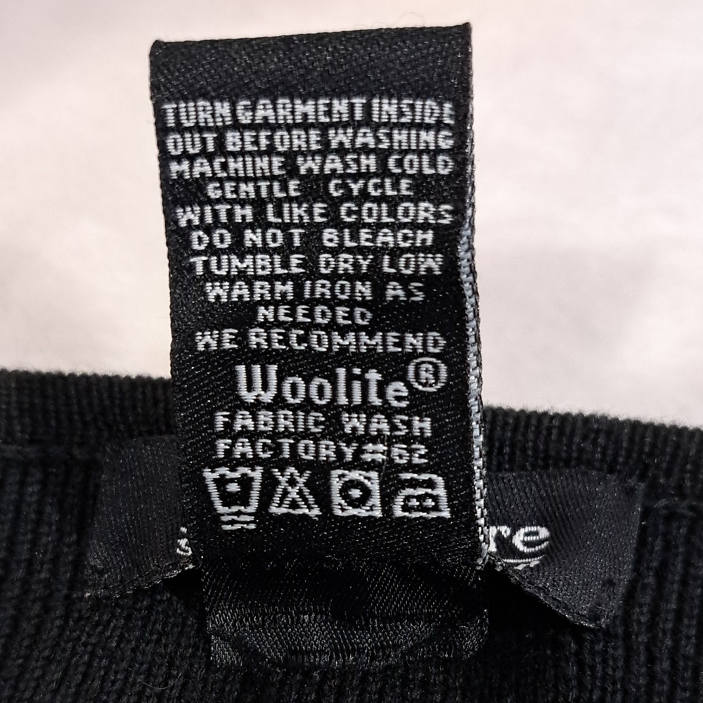 Black Short Sleeve Scoop Neck Sweater - Picture 4 of 7